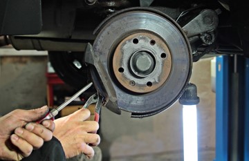 Open a Business for Vehicle Maintenance and Repair in Italy
